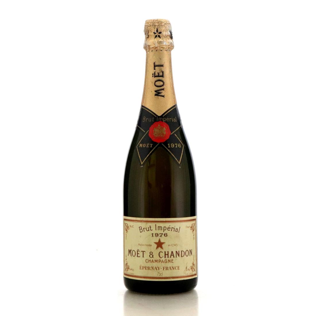 Moët & Chandon Dry Impérial 1966 Vintage Champagne Wine